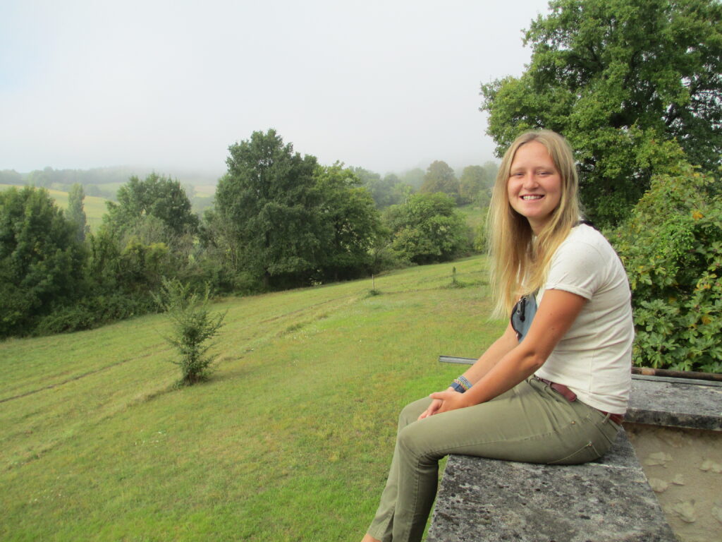Eline (23 ans) continue de vivre dans la ferme d’accueil des Ardennes : « Pour les jeunes mentalement fragiles qui, comme elle, ont besoin d’une pause »